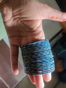 23 Metal Bangles With Golden Finish