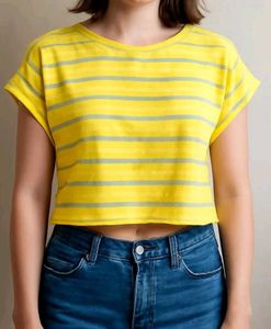 Crop Top With Freebie 🔥✨