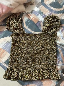PRICES DROPPED! Cute Leopard Print Crop Top