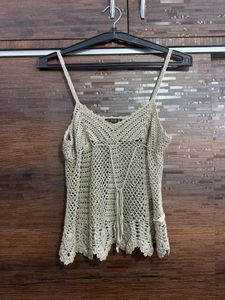 Sleeves Crop Top