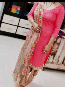 Salwar Suit With Dupatta