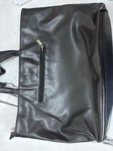 Lavie Tote Bag