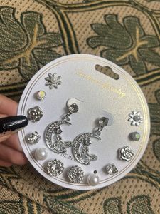 Earring Set: Moon &amp; Stars