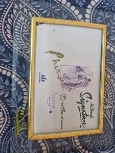 Gold Accent Photo Frame