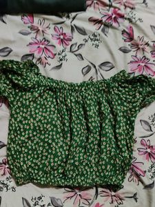 Floral Print Off-Shoulder Crop Top