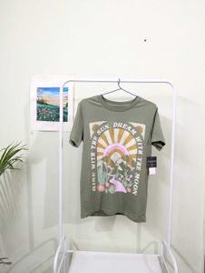 Aesthetic Slim Fit Tshirt