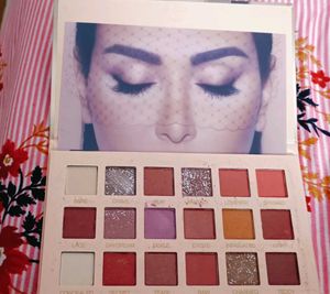 The New Nude Eyeshadow Palette