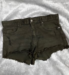 H&M Olive Shorts