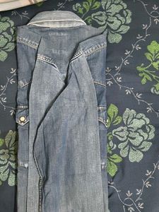 Levi&#39;s Denim Shirt