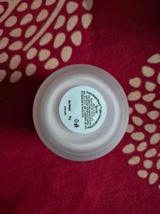 Pond&#39;s Bright Beauty Light Cream with UV Filter