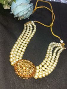 Beautiful Choker Set