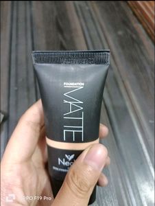 Colors Queen Primer , Foundation, Makeup Fixer