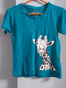 Cute Giraffe Tee