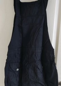 Gorgeous short black dungaree with inner top