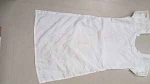 Kashmir  Kurti  White .embroidery  Work.