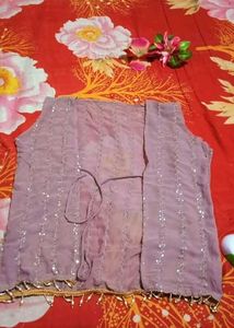 Pretty Overcoat Wear In A Kurti