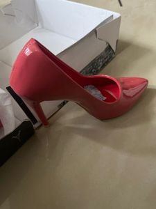 ELLE Pointed Toe Stiletto Heel Pumps