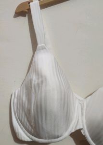 White Bra For Girl Or Women 38 D Size