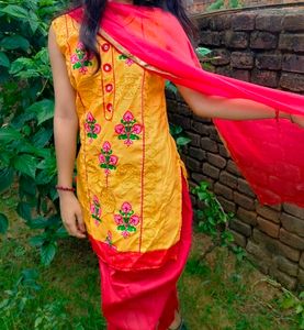 Very Beautiful Patiala Punjabii Suit