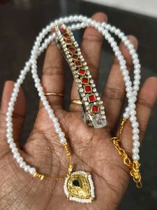 Pearl Necklace & Hair Clip Set
