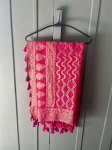 Magenta Dupatta with Tassels/New