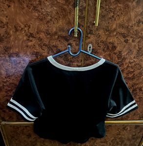 Forever, 21 crop top with white strips at the sleeves