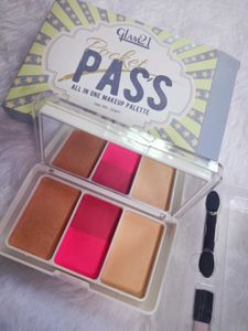 Glam21 makeup Palette