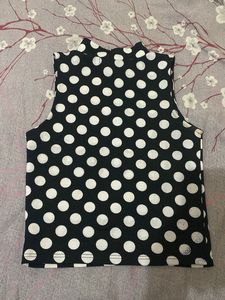 Polka Dot Black &amp; White Top