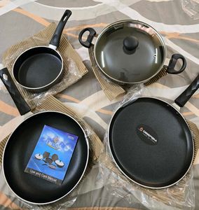 Cookwear Set Of 4