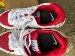 Nike Sneakers