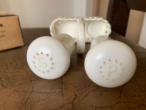 Salt &amp; Pepper Shakers Set