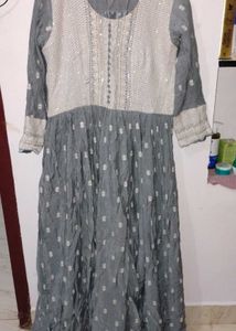 Elegant Grey Embroidered Kurta