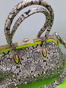 Fabulous Diamond 💎 Silver Handbag👜