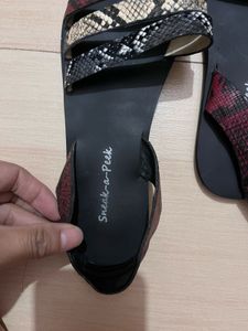 Stylish Snake Print Sandals