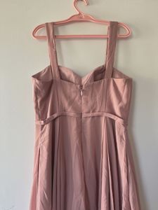 Simple peachy dress👗(surplus)