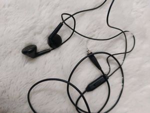 Headphone