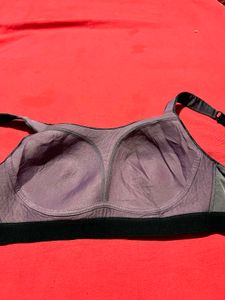 Woman Sports Bra size 40D