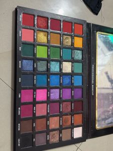 Eyeshadow plate new