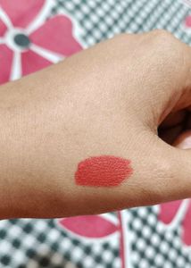 Half N Hal Lip Crayon