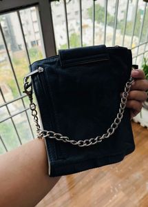 Leather Sling Bag with multip zip pouch