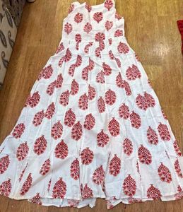 Red &amp; White Printed Kurta Set
