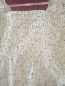 Floral Ruffle Crop Top