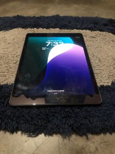 Apple iPad 8th Generation Wi-Fi Only 32gb