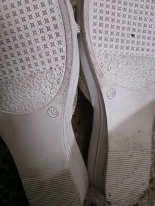 Party Wear Golden Wedges For Women In 39 Number