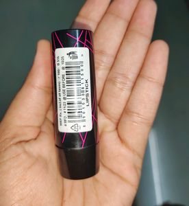 ELLE 18 Color Pops Matte Lipstick