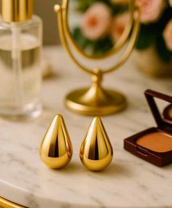 Tear drop earrings
