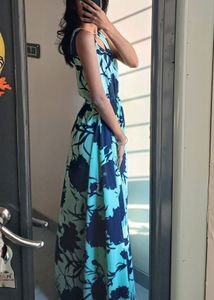 BEAUTIFUL FLORAL PRINTED GOWN 🦋