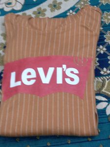 Levi's Striped Tee