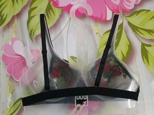 (1300)Floral Embroidered Bralette
