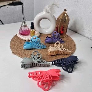 🌸 Elegant Butterfly Hair Claw Clip